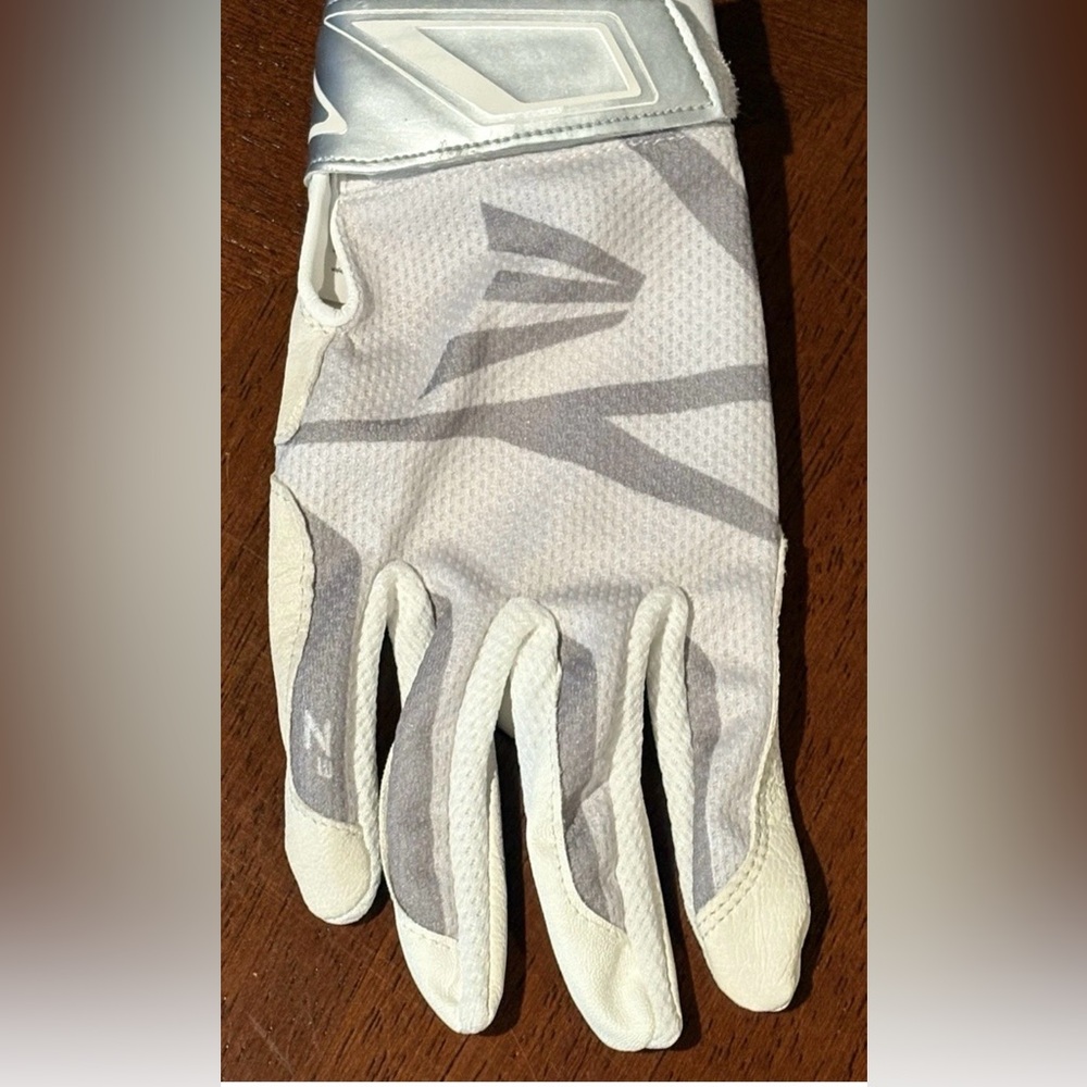 Easton Z3 Hyperskin Baseball Glove Smooth Goatskin Palm White/gray EUC